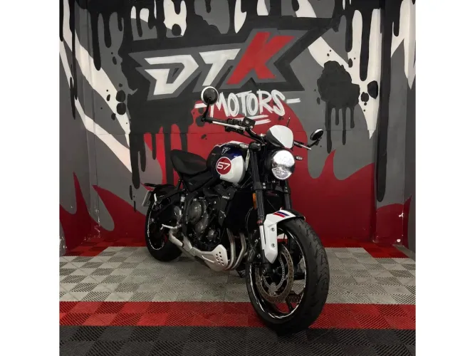 Triumph Trident 660 2025