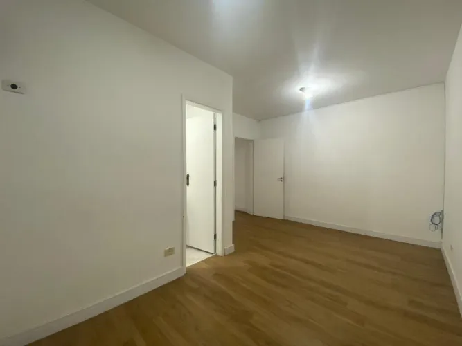 Sala para locação, Pitangueiras, Guarujá, SP I Qvista Inteligência Imobiliária