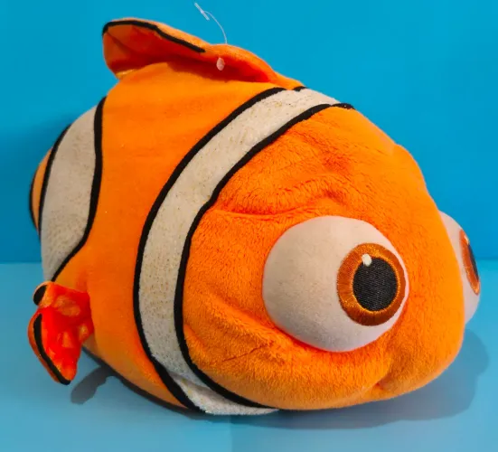 Procurando Nemo Pelúcia Nemo Disney Store(Leia a descrição)