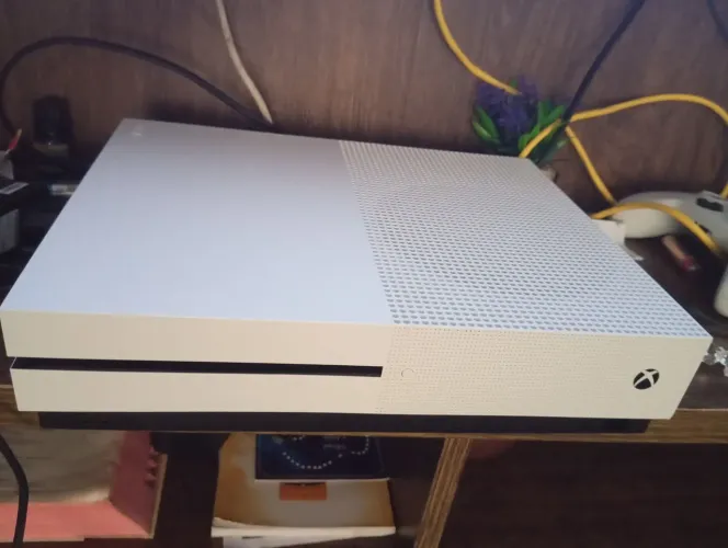 Xbox one S 1TB