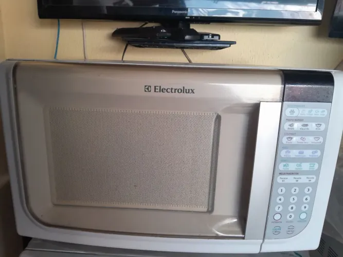 Microondas Electrolux 31 litros