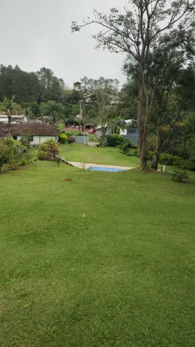 SITIO COTIA COM PISCINA E LAGO 