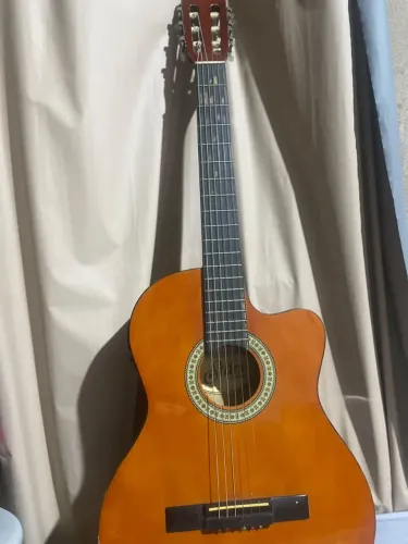 Violão usado