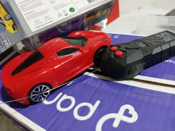 Carrinho de controle remoto