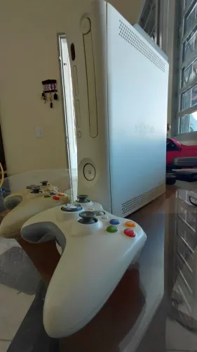 Xbox 360 fat desbloqueado HD 480gb com mais de 50 jogos