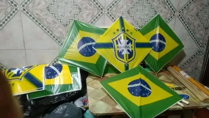 Atacado de pipas e raias