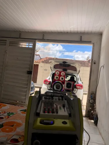 SOM AUTOMOTIVO TRIO