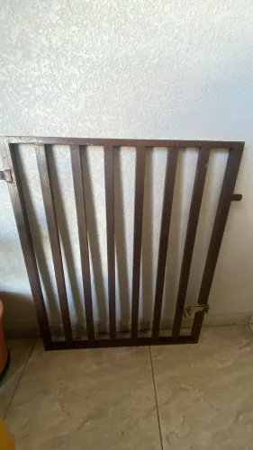 Portãozinho para pet ou crianças pequenas 