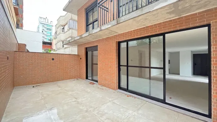 Apartamento Garden para Comprar - Bela Vista, Porto Alegre