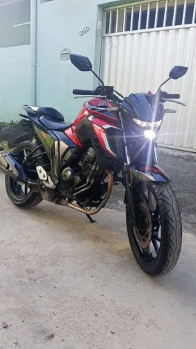 VENDO OU TROCO EM BROS OU XRE 190
