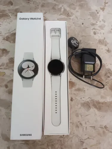 Samsung Galaxy Watch 4