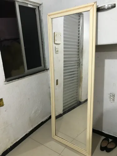 Vendo espelho