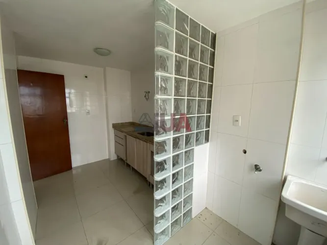 Apartamento com 2 dormitórios para alugar, 65 m² por R$ 1.200/mês - Marco II - Nova Iguaçu