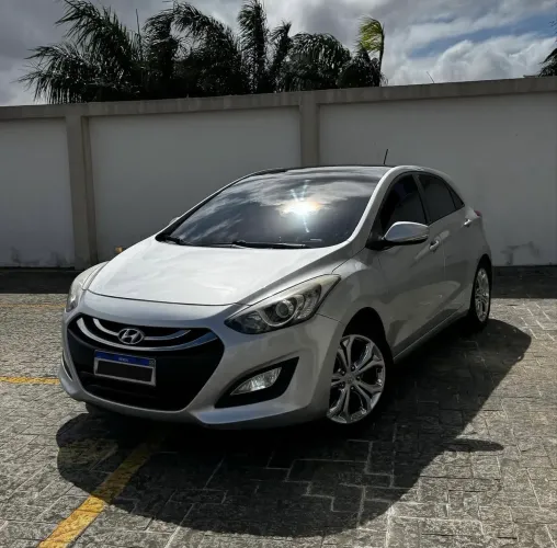 Hyundai i30 2015 automático 