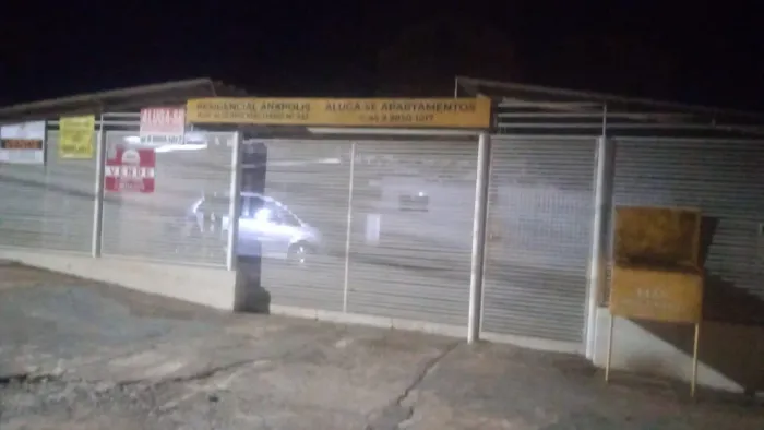 Aluga-se apto não paga condomínio.