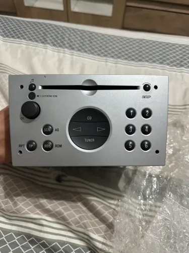Rádio ORIGINAL Vectra Elegance 2006