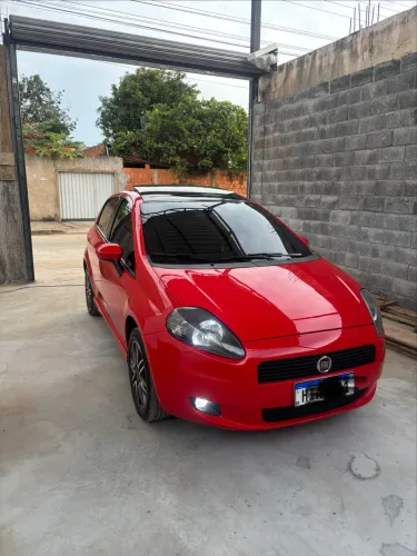 Fiat Punto Sporting 1.8 Flex 8v/16v 5P 2012