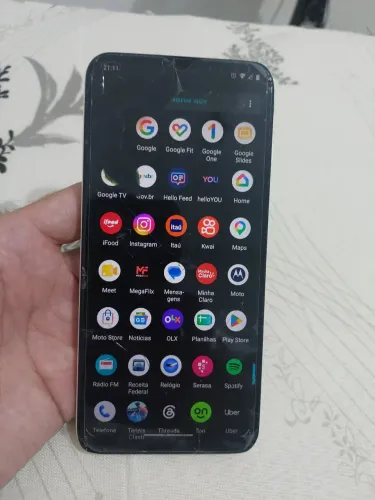 Moto one fusion Plus,128 gigas,tela com detalhe