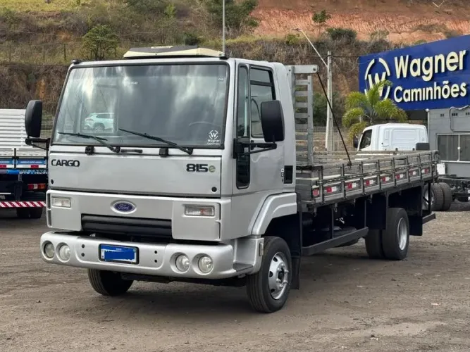 FORD CARGO 815 2011 - CAMINHAO 3/4 CARROCERIA 8.150 8.120 9.150 ACCELO