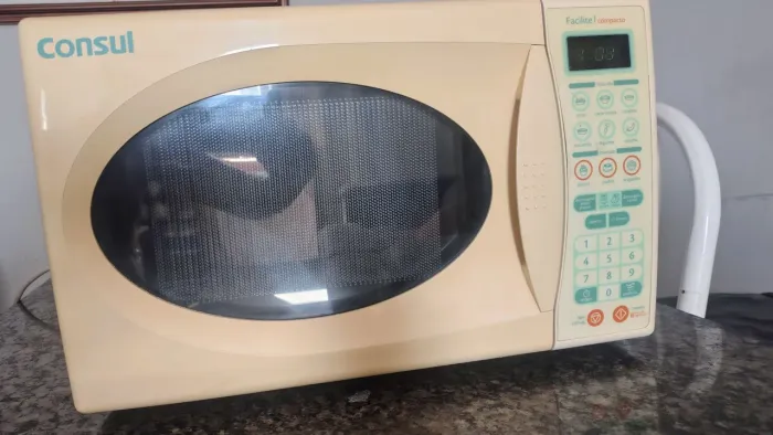 Microondas Consul 18L