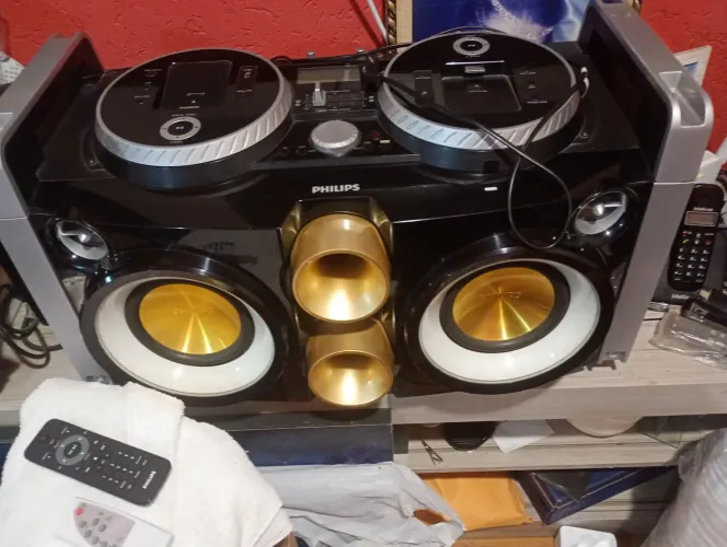 Som speaker systen modelo ( FWP3200D só hj 600,00 reais