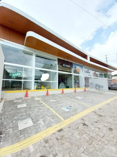 Ponto comercial/Loja/Box para aluguel tem 60 m², banheiro, vitrine, mezanino, estaciona