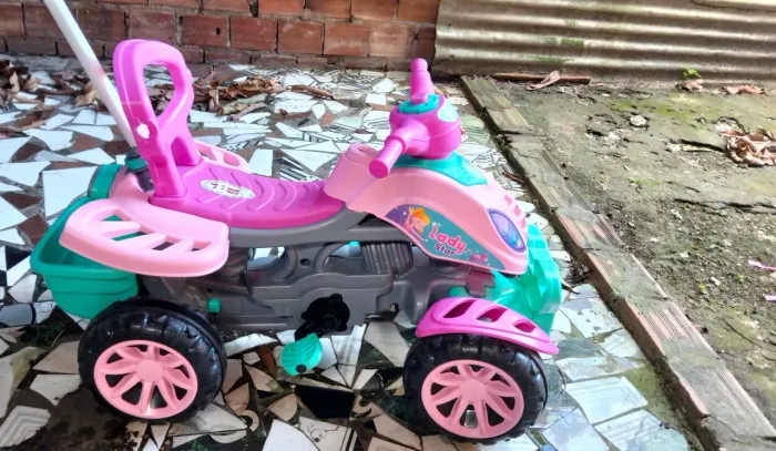  Vende-se um carrinho de passeio 