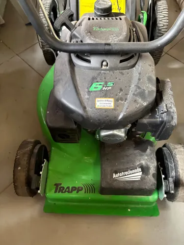 Cortador de Grama Trapp LG 55C 6,5 HP com Tração