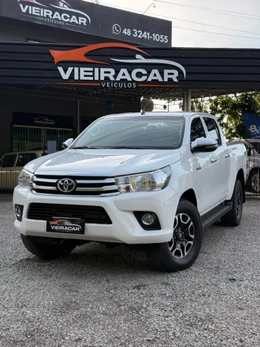 Toyota Hilux CD 4X4 2.8 Diesel Mec. 2020