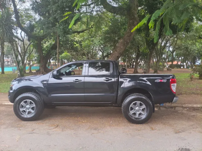 Ford Ranger XLS 2.2 4X4 CD Diesel Aut. 2020