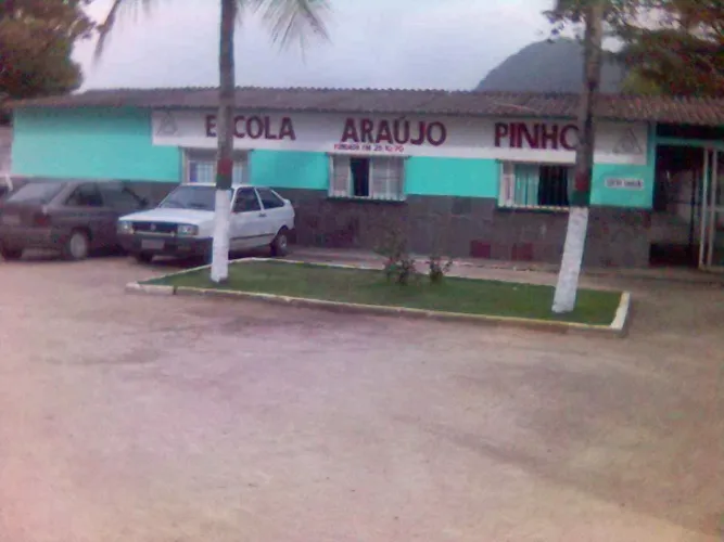 IMÓVEL COMERCIAL VARGEM PEQUENA, COM 16 SALAS.
