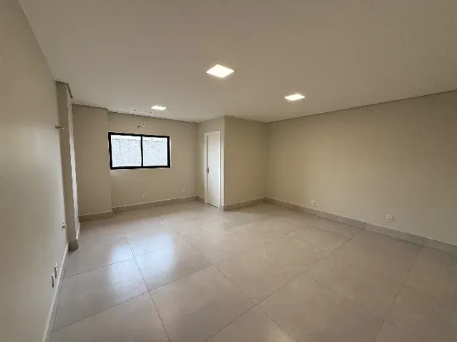 Sala para Consultório Médico proximo à Policlina