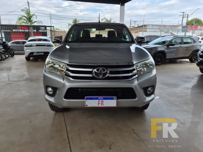 Toyota Hilux CD SRV 4X4 2.7 Flex 16V Aut. 2017