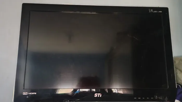 Vendo televisão 32