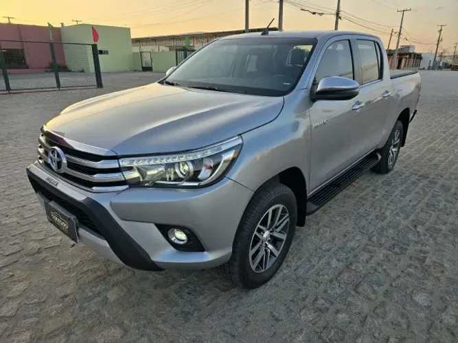 Toyota Hilux CD SRX 4X4 2.8 TDI 16V Diesel Aut. 2018