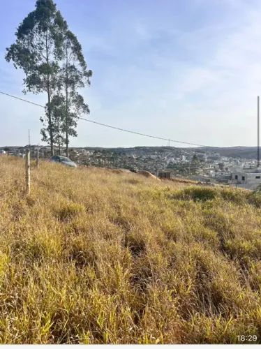 Vendo lote no bairro vila da serra em Carandaí