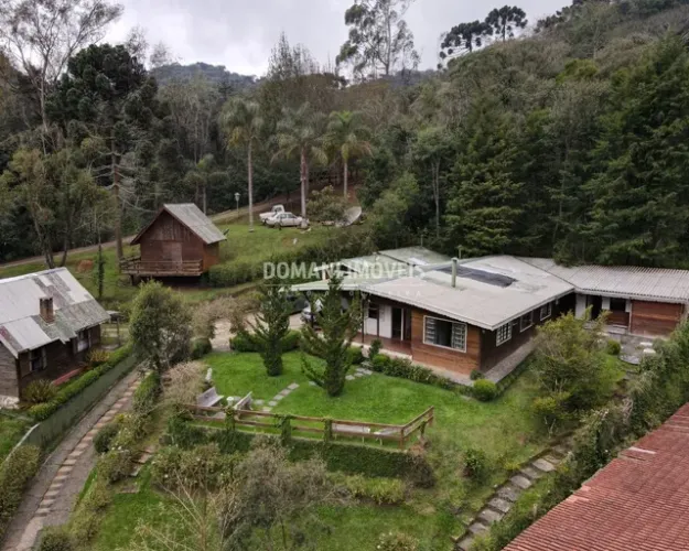 Casa Tipo Pousada à Venda na Região do Alpes de Campos do Jordão - Campos do Jordão/SP