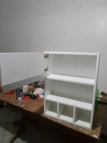 Nicho Decorativo com Porta 
