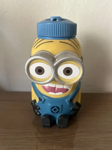 Squeeze Minion Parque Universal Studios