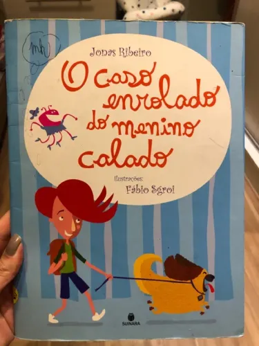 Livro infantil 'O caso enrolado do menino calado'