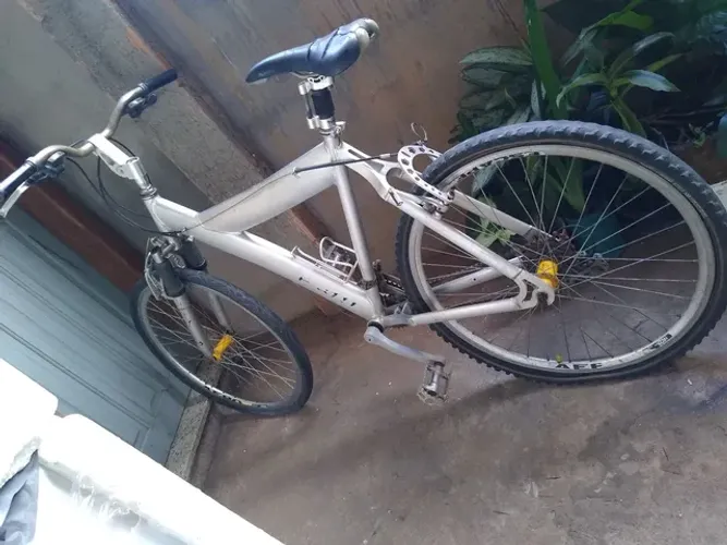 Bicicleta de Alumínio 