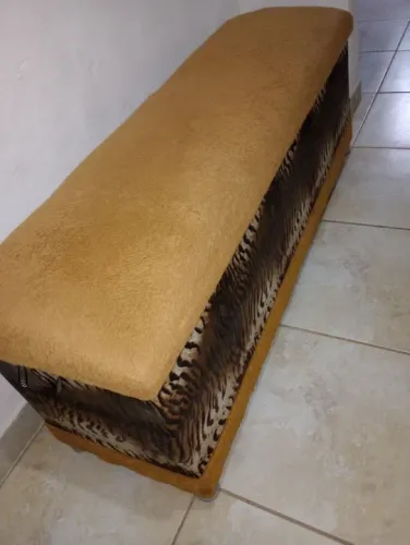 Vendo baú bem espassosso 