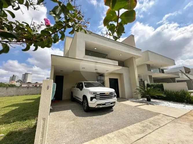 Condomínio com 3 quartos à venda ou para locação em Jardim Emília - SP