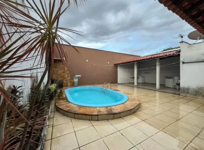 vendo casa alecrim LETR09