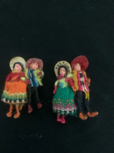 2 miniaturas de artesanato chileno