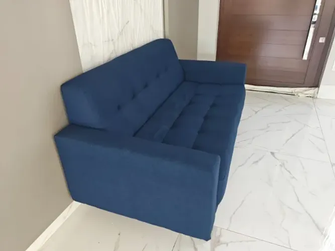 Sofá de 1,50m por 0,77m