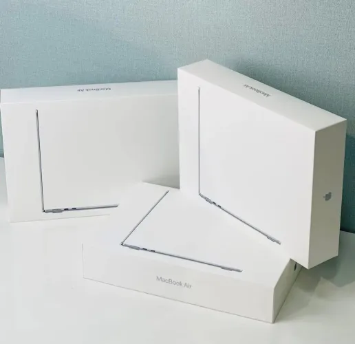MacBook Air 13.6 M4 2025 16GB/ 512SSD