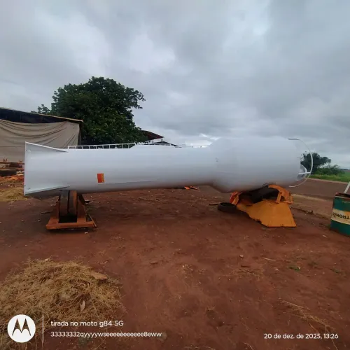 Caixa d'agua metalica tipo taça 6000 litros nova, com agua na coluna