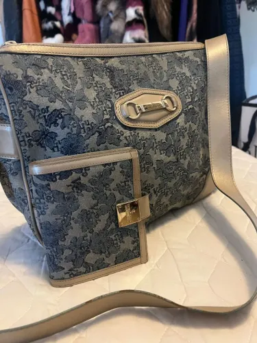 Bolsa Feminina com carteira