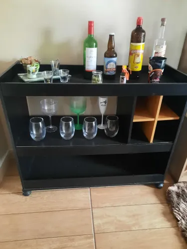 Rack de Bar Preto com 3 Prateleiras